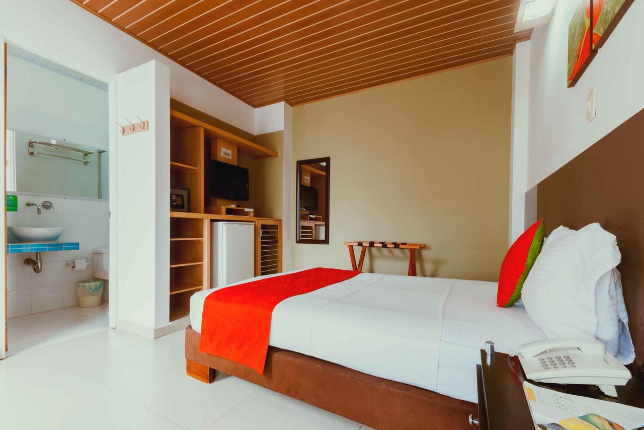 Waira Suites Leticia Eksteriør bilde